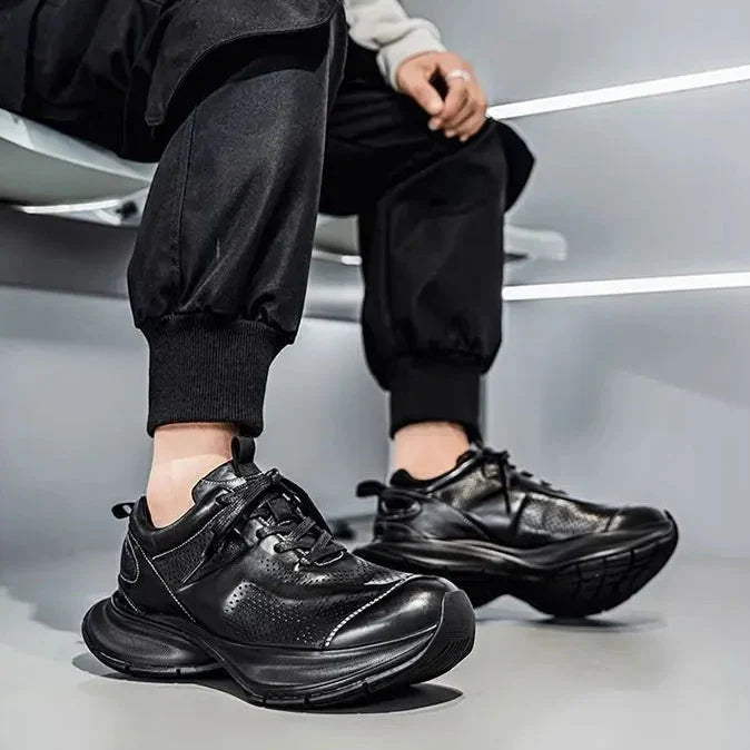 ALVERTON LEATHER TRAINERS